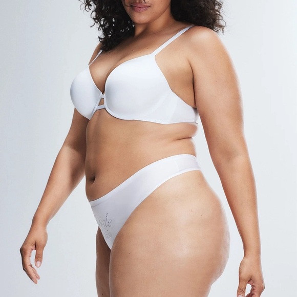 NWT, Savage x fenty NEW MICROFIBER BRIDAL THONG PANTY, Bride or die, M - Picture 5 of 5